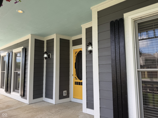 Listing Image 11