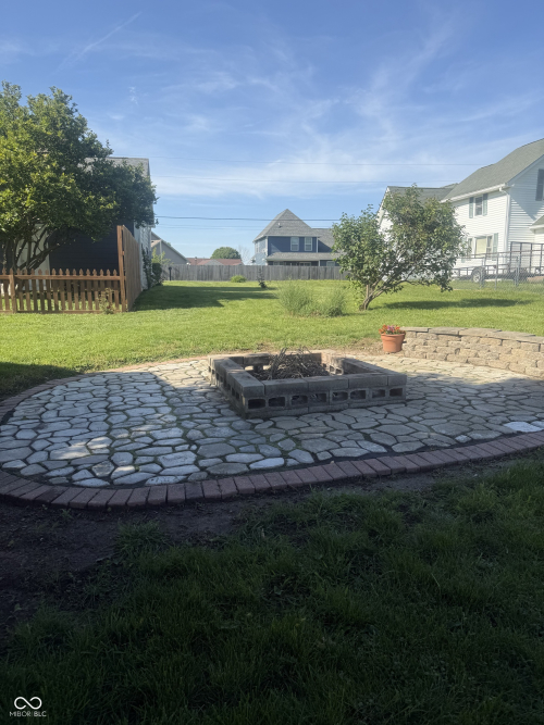 Listing Image 16