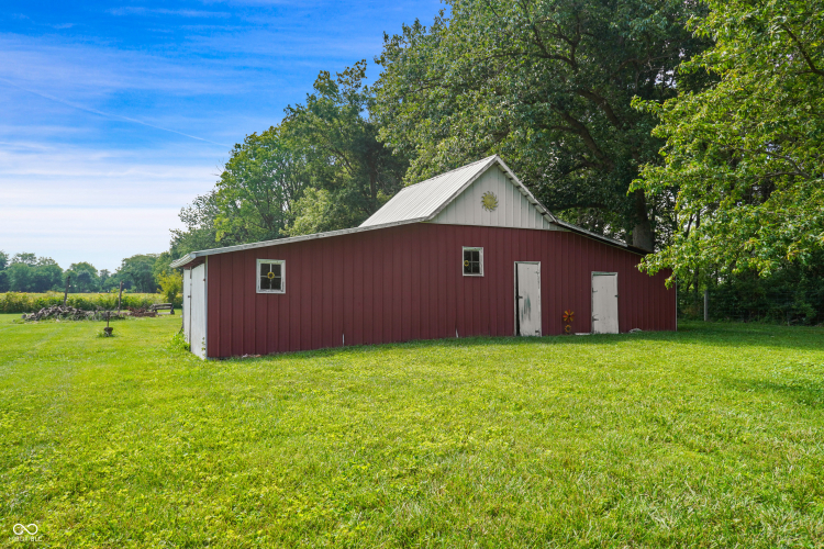 Listing Image 33