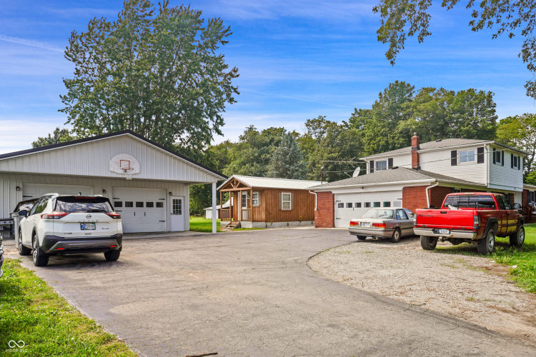 Listing Image 37