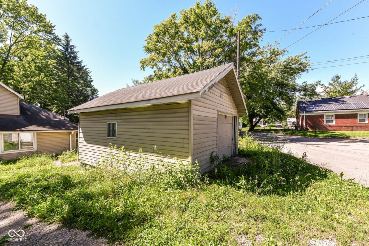 Listing Image 24