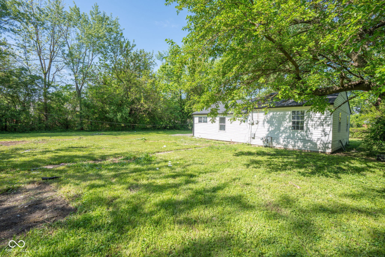 Listing Image 11