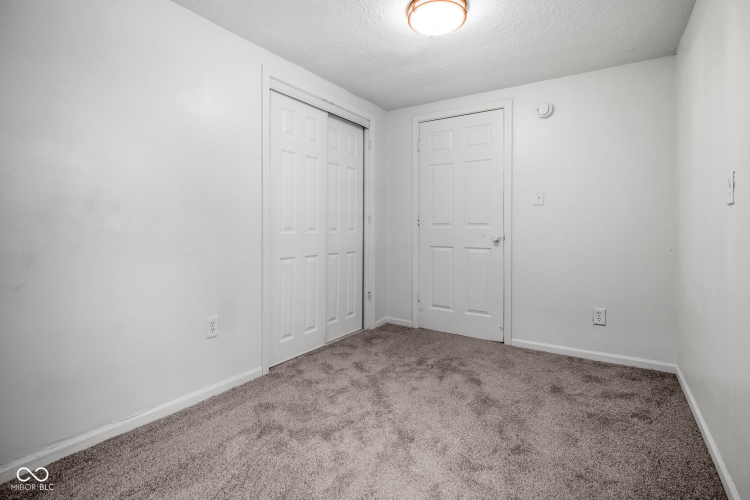 Listing Image 26