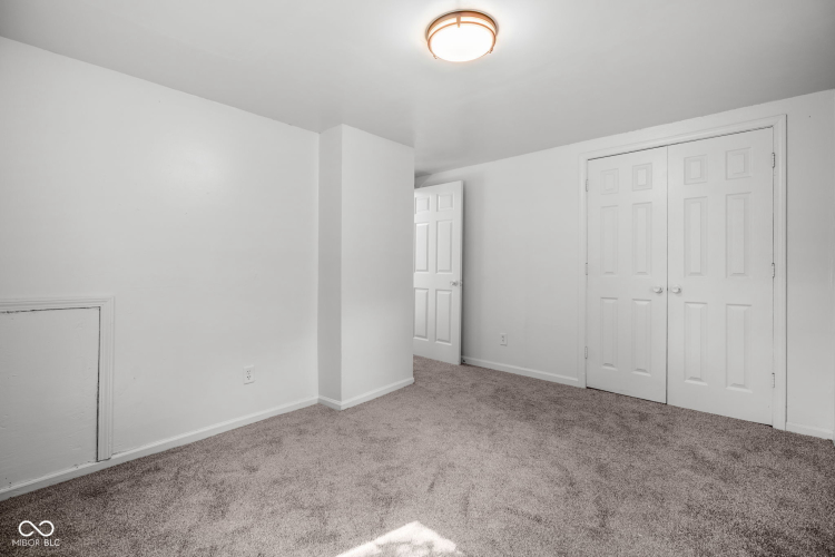 Listing Image 33