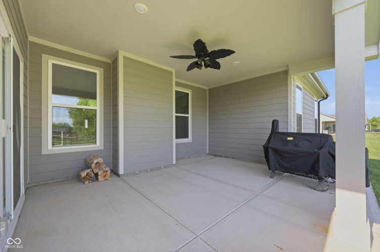 Listing Image 33