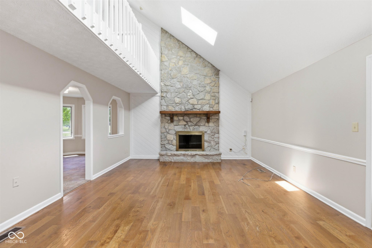Listing Image 37