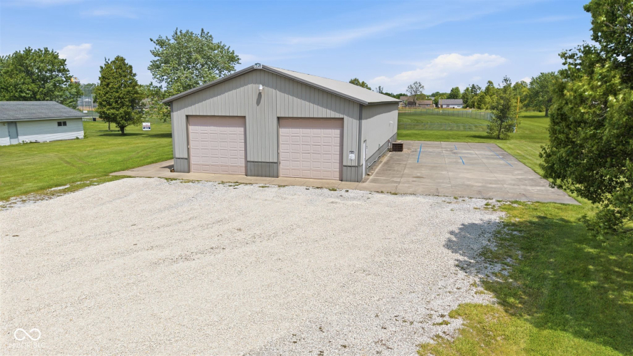 Listing Image 54