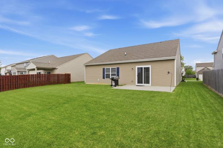 Listing Image 25
