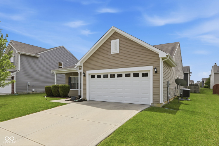 Listing Image 28