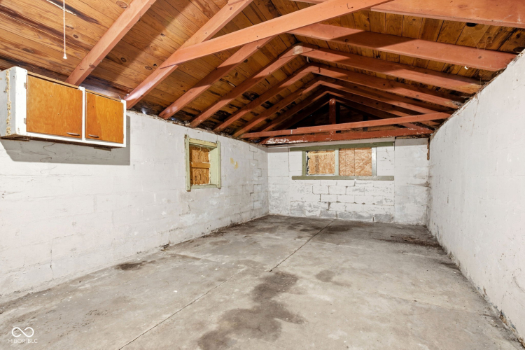 Listing Image 37
