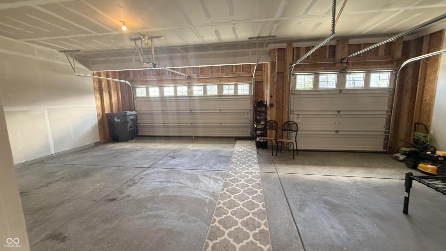 Listing Image 80