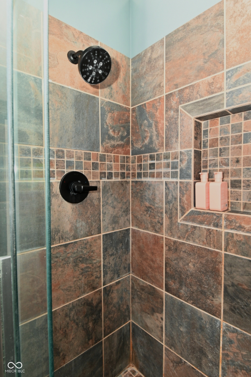 Listing Image 30