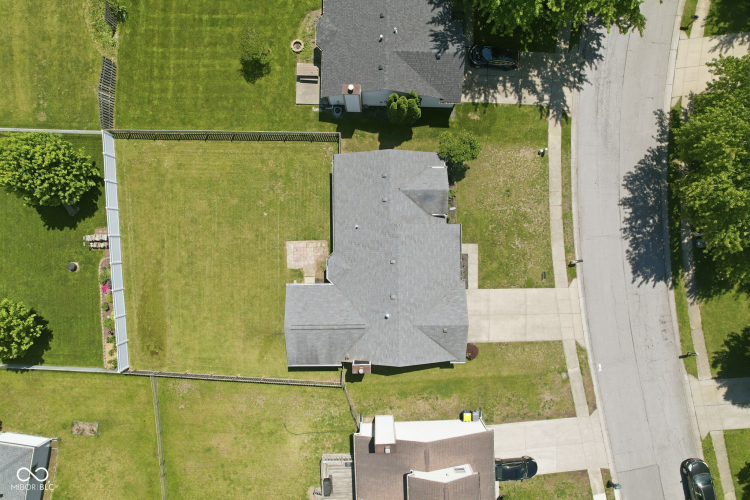 Listing Image 16