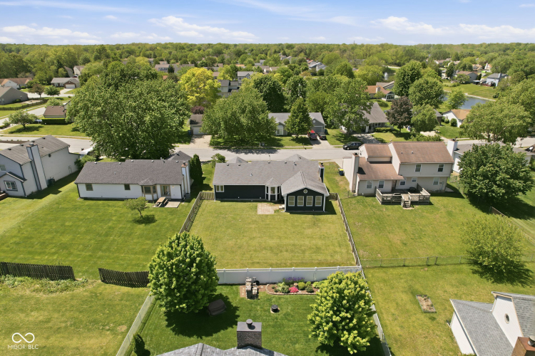 Listing Image 17