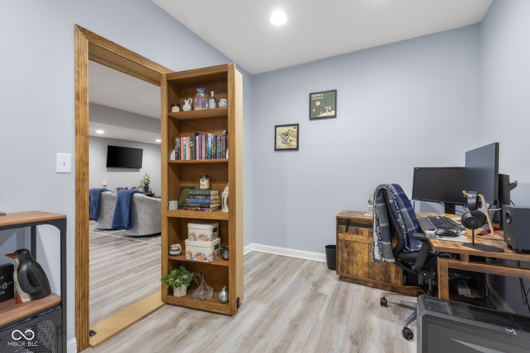 Listing Image 65