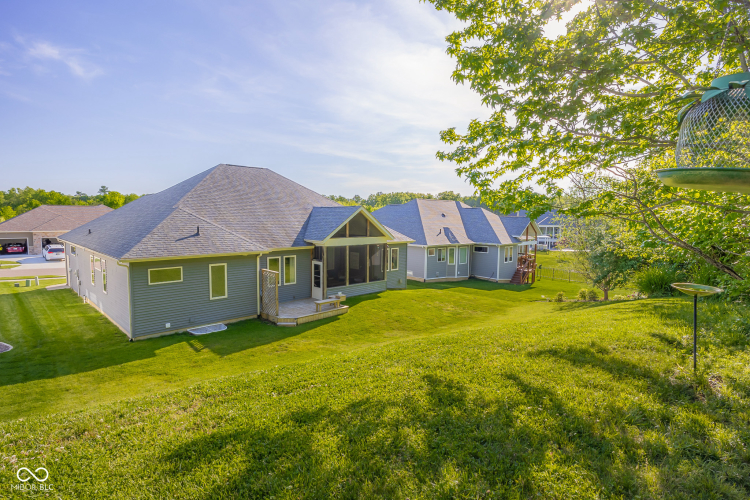 Listing Image 80