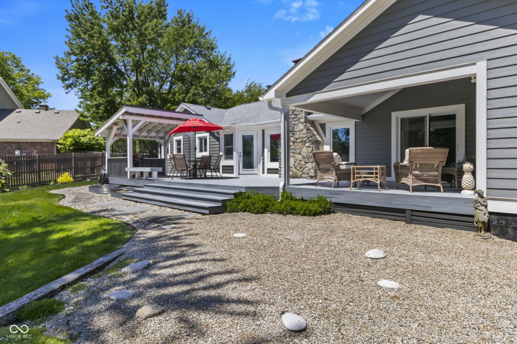 Listing Image 27