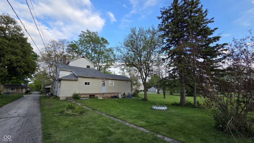 Listing Image 36