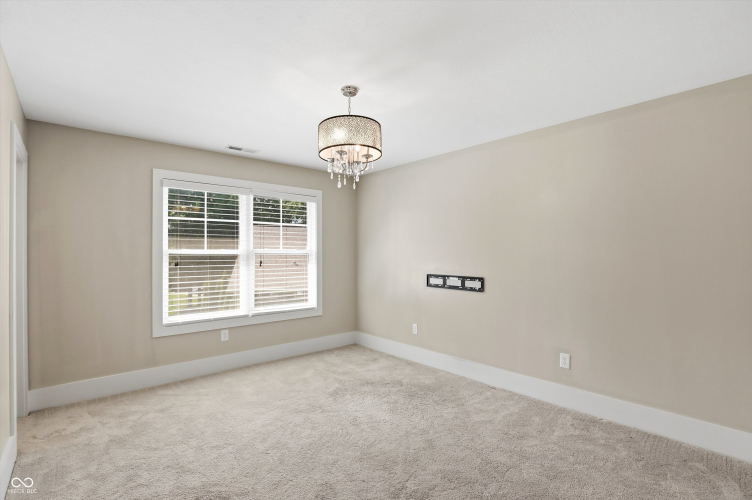 Listing Image 51
