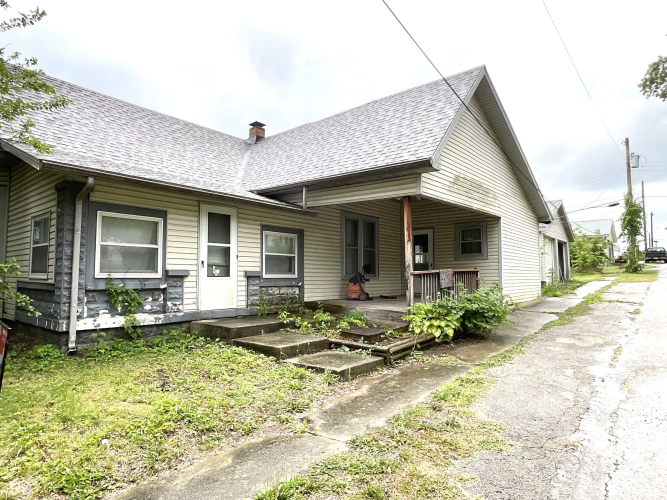 Listing Image 8