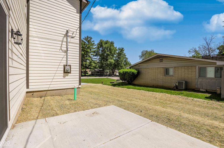 Listing Image 54