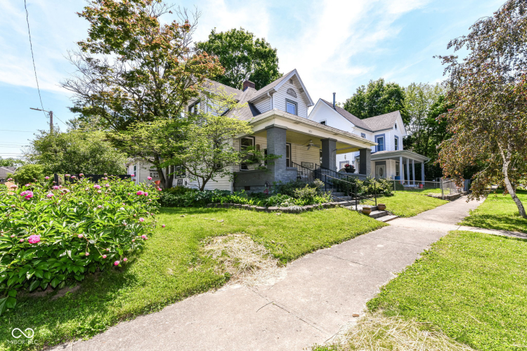 Listing Image 2