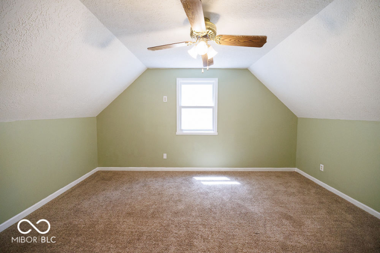 Listing Image 30
