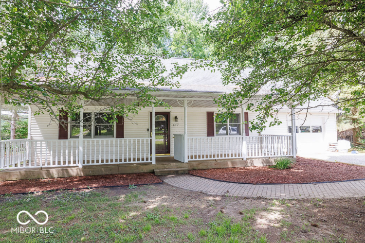 Listing Image 7