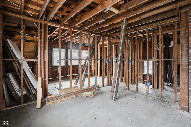 Listing Image 20