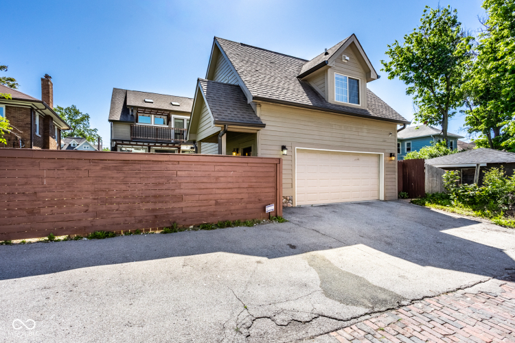 Listing Image 23