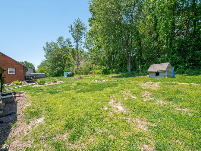 Listing Image 42
