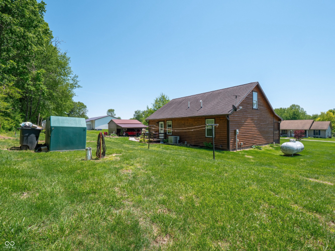 Listing Image 44