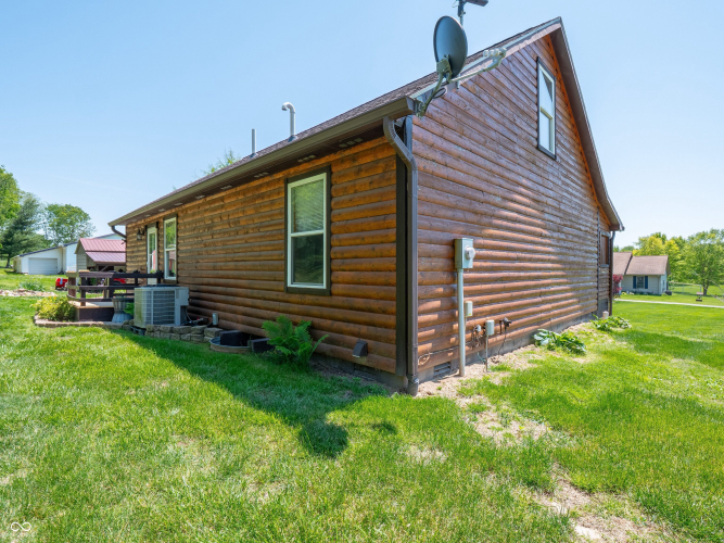 Listing Image 46