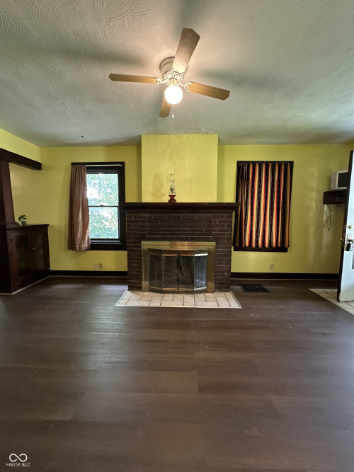 Listing Image 18