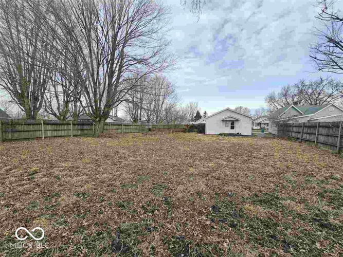 Listing Image 14