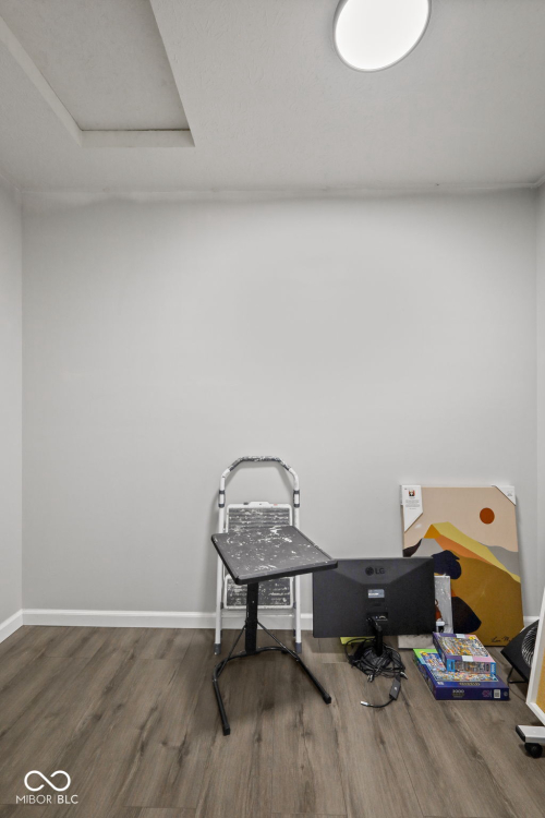 Listing Image 37