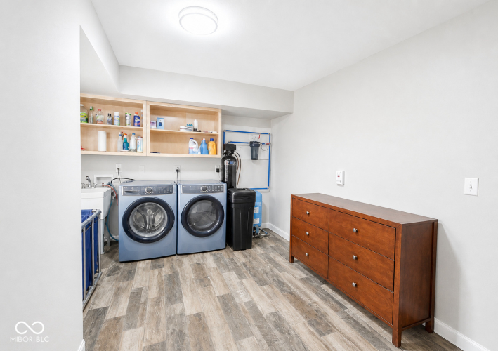Listing Image 20