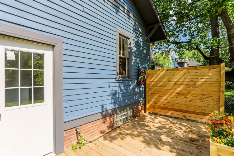 Listing Image 46