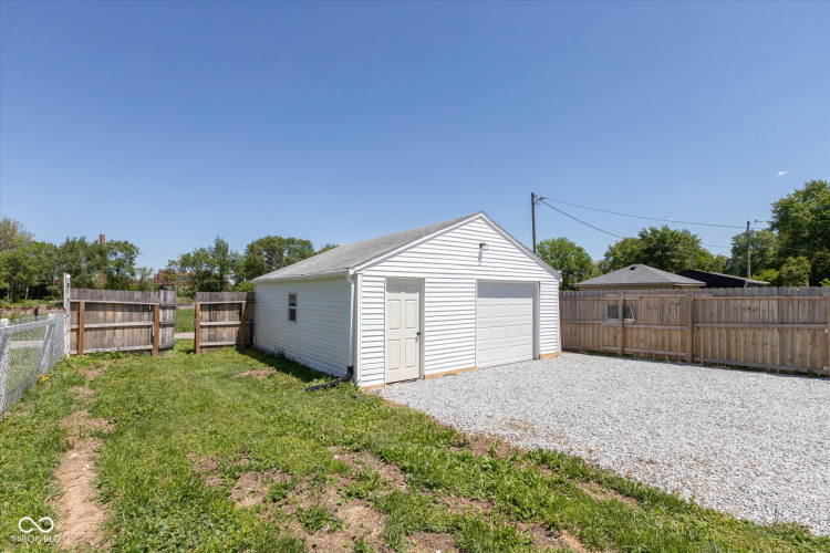 Listing Image 20