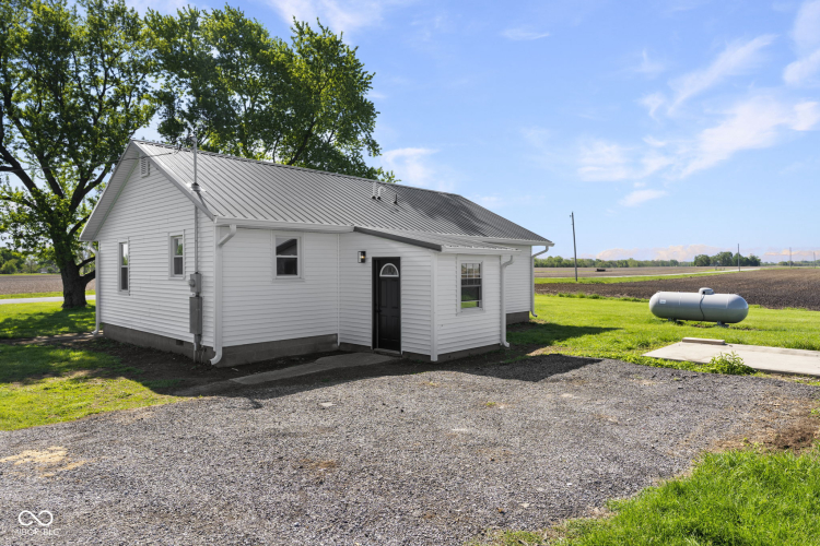 Listing Image 28