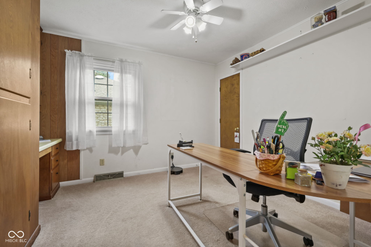 Listing Image 18