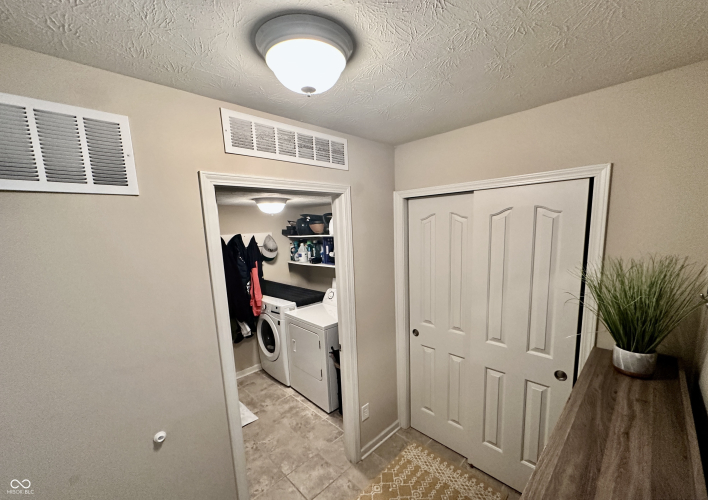 Listing Image 28