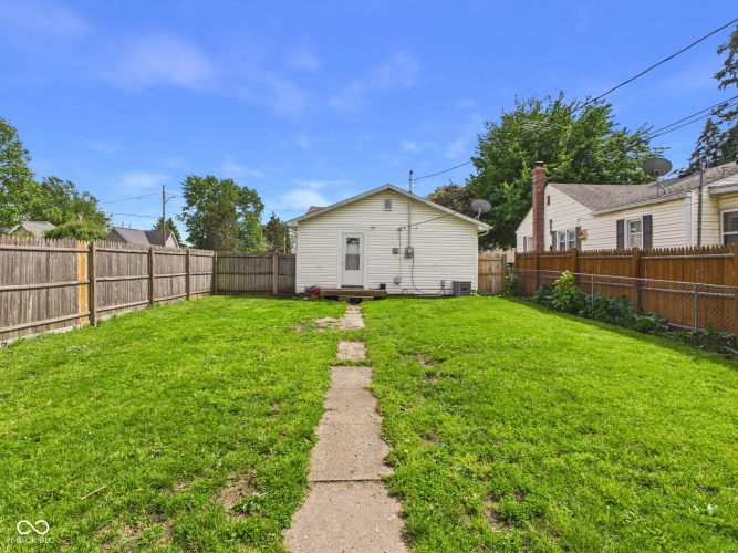 Listing Image 15