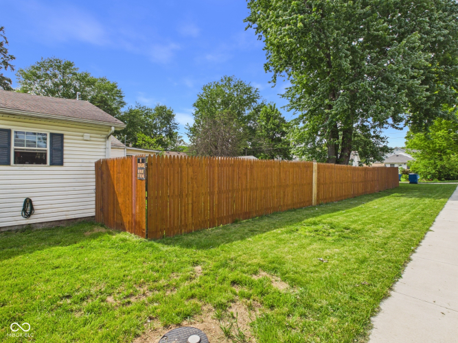 Listing Image 16