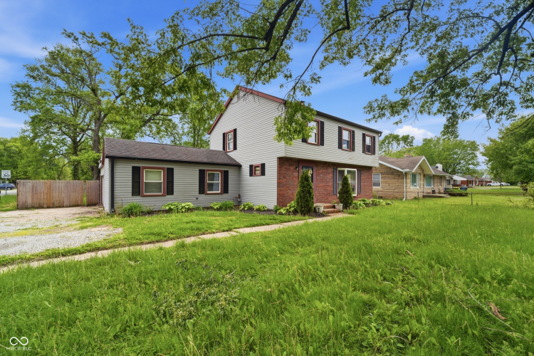 Listing Image 3