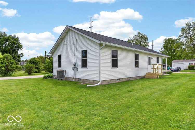 Listing Image 23