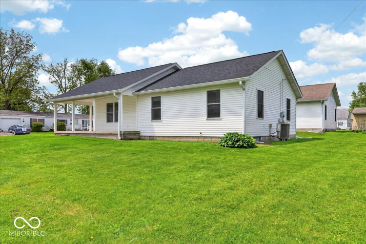 Listing Image 24