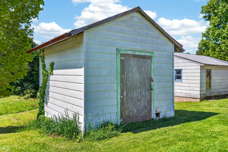 Listing Image 49