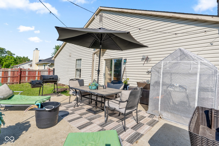 Listing Image 18