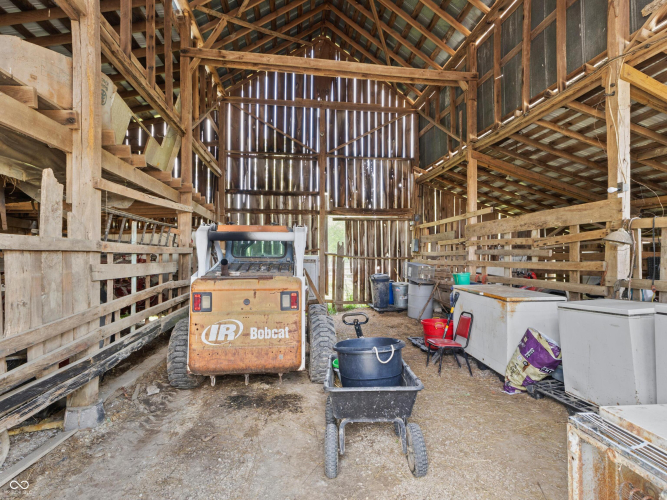 Listing Image 32